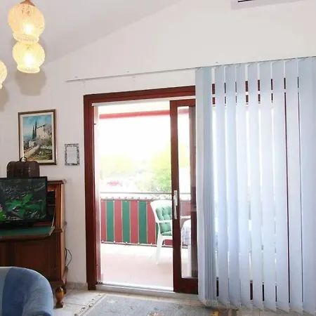 Apartment Castel